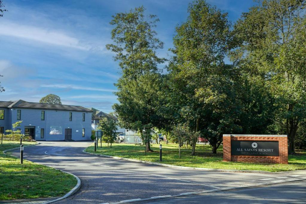 All Saints Resort Bury St. Edmunds Exterior photo
